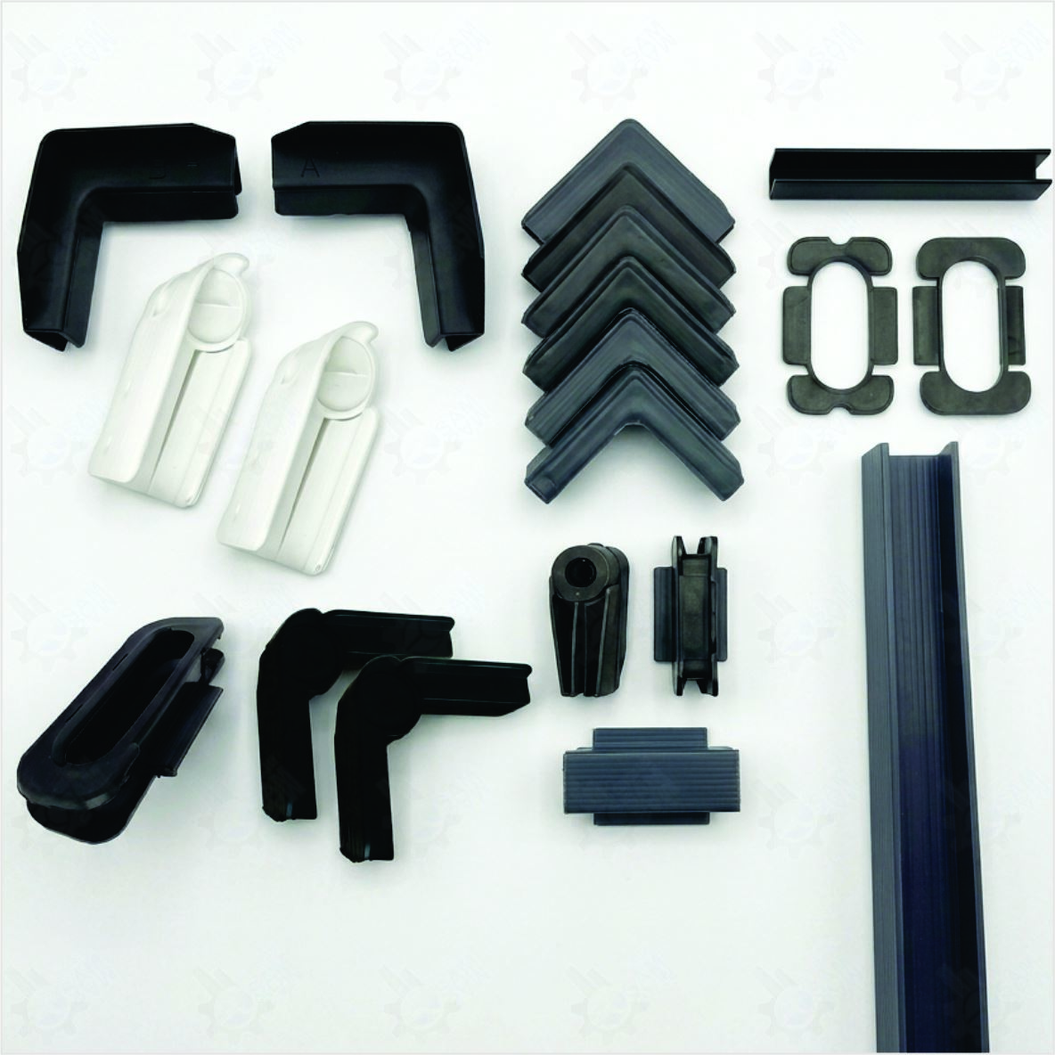 Danpla box accessories — strips, corners, handles — SAM Vietnam